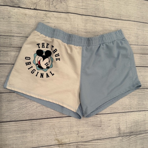 Disney Blue and Cream Athletic Shorts with Logo/size XXL (19) - Picture 2 of 8
